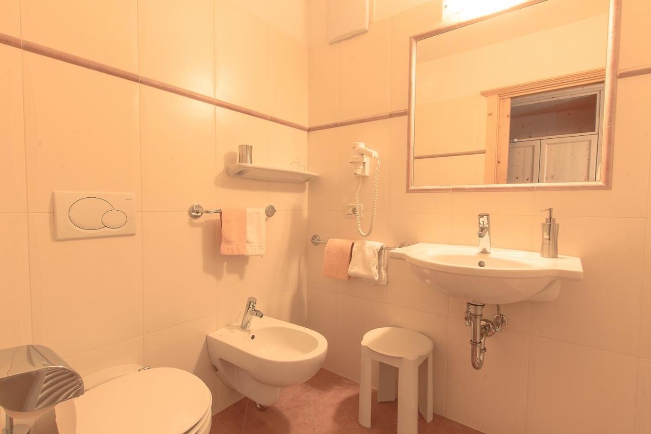 B&B Apartments La Palsa San Cassiano  Extérieur photo