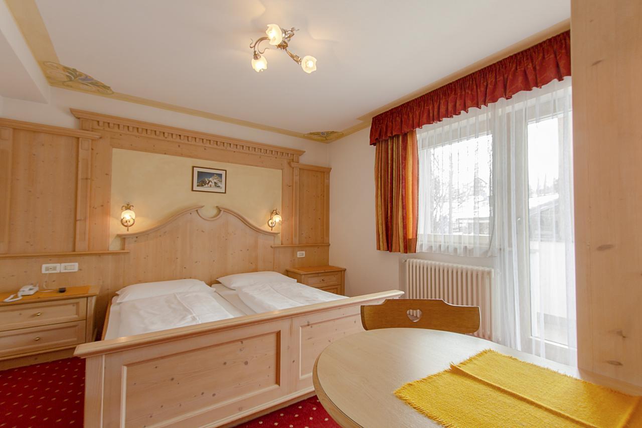 B&B Apartments La Palsa San Cassiano  Extérieur photo