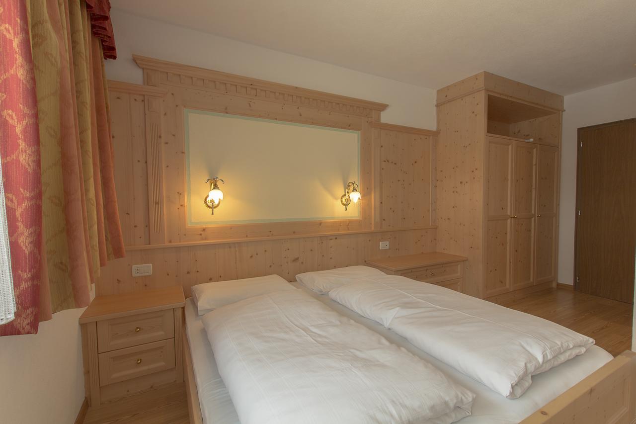 B&B Apartments La Palsa San Cassiano  Extérieur photo